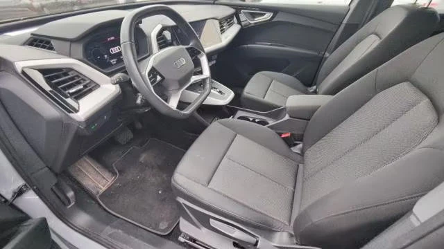 Audi Q4 e-TRON 45/286HP/SPORTBACK/CAM/NAVI/LED/CPLAY/561q, снимка 5 - Автомобили и джипове - 55525600