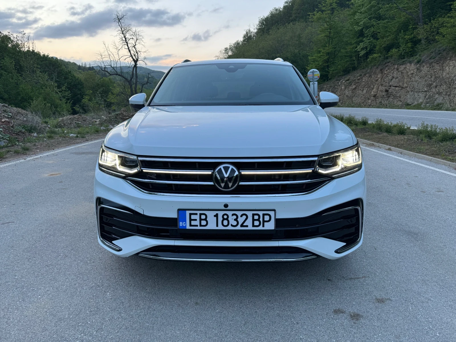 VW Tiguan 2.0 R-line дълга база SEL - изображение 3