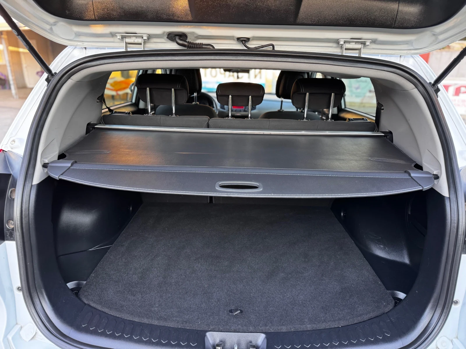 Kia Sportage 1.6 I ECO GPL / FACE LIFT  - изображение 10