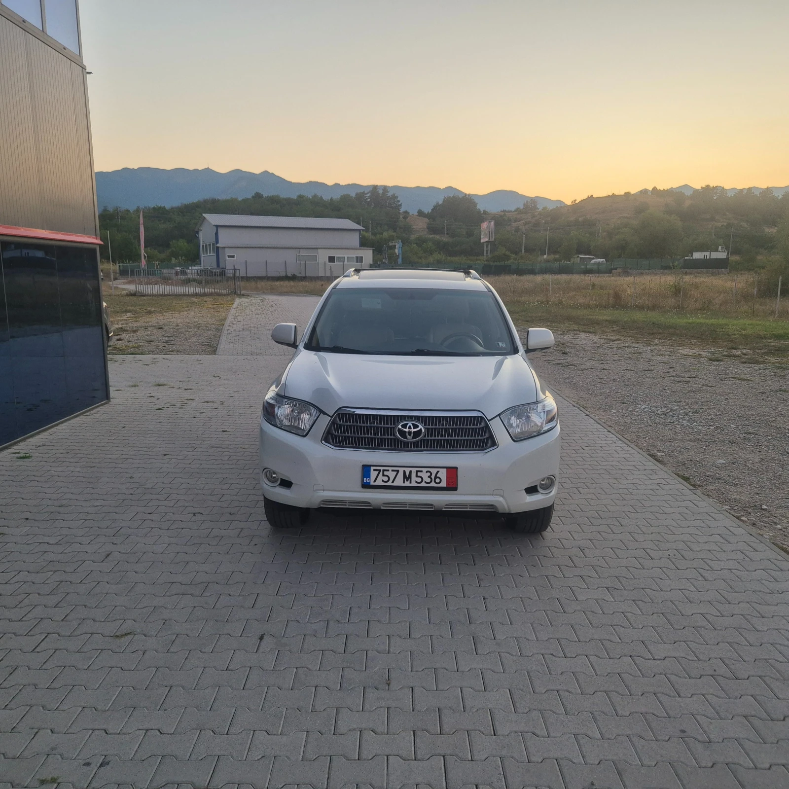 Toyota Highlander HYBRID - изображение 3