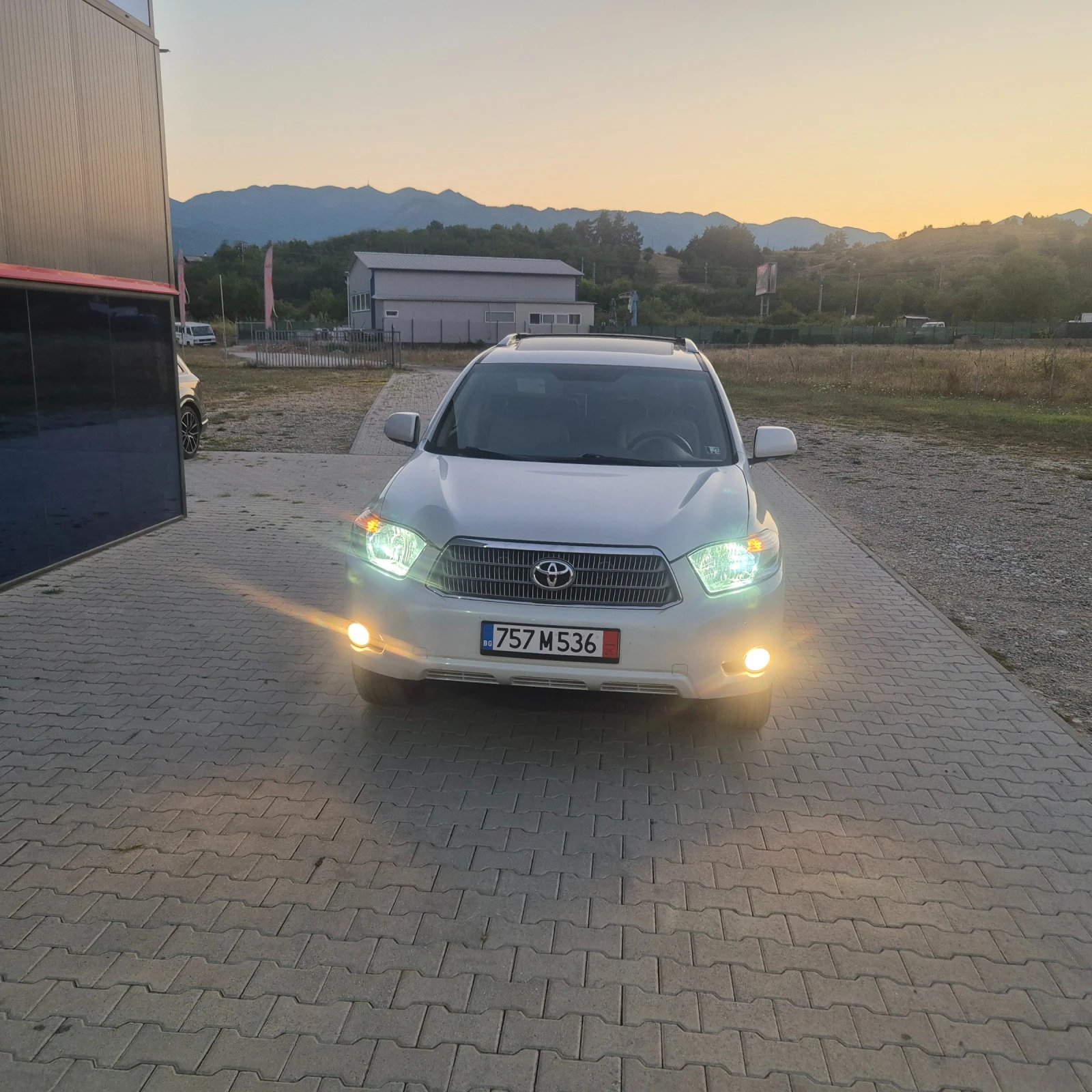 Toyota Highlander HYBRID - изображение 7