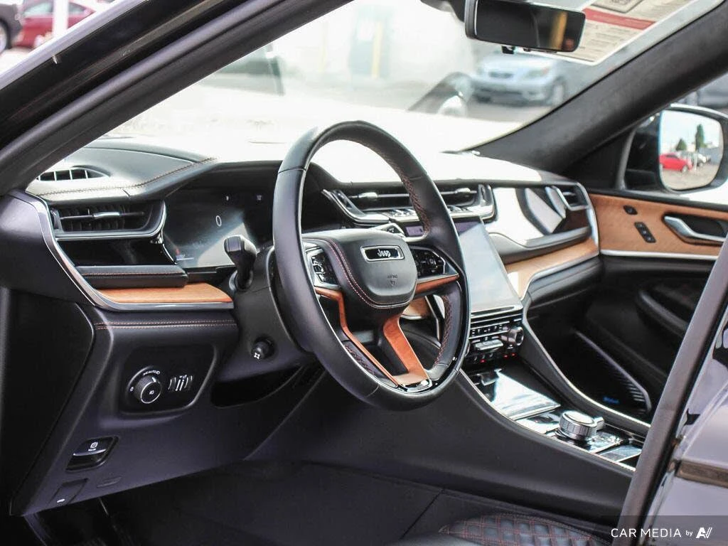 Jeep Grand cherokee L* Summit Reserve* 4WD* АвтоКредит* (ЦЕНА ДО БГ) - изображение 9