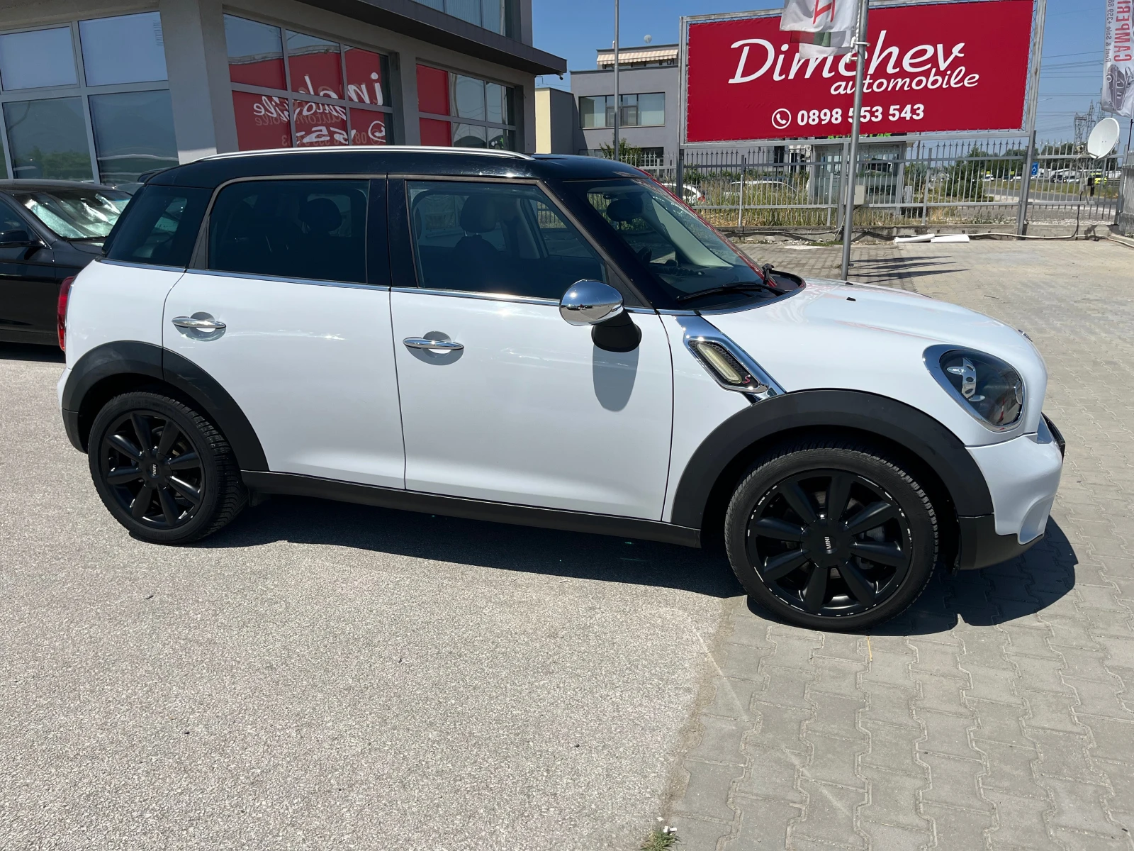 Mini Countryman 1.6 i /184k.c, снимка 4 - Автомобили и джипове - 54147539