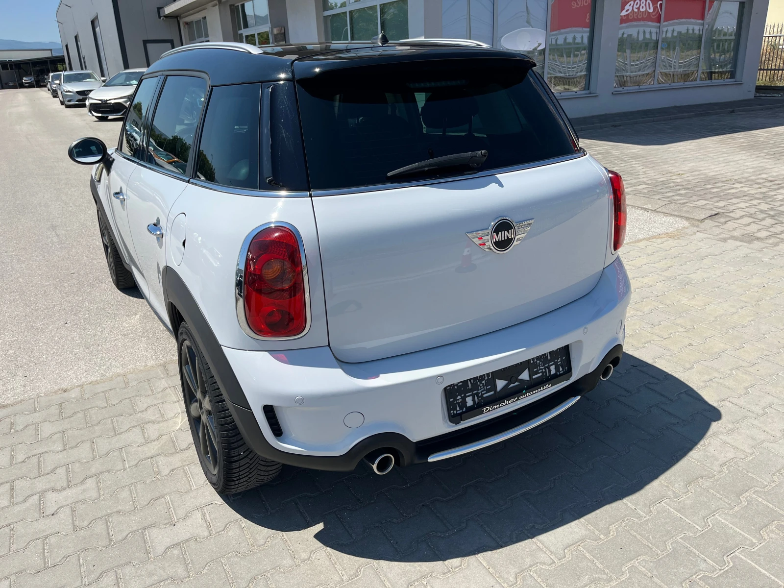 Mini Countryman 1.6 i /184k.c, снимка 5 - Автомобили и джипове - 54147539