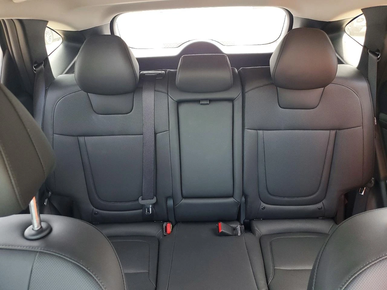 Hyundai Tucson 1.6l Sel Convenience, снимка 10 - Автомобили и джипове - 54429660