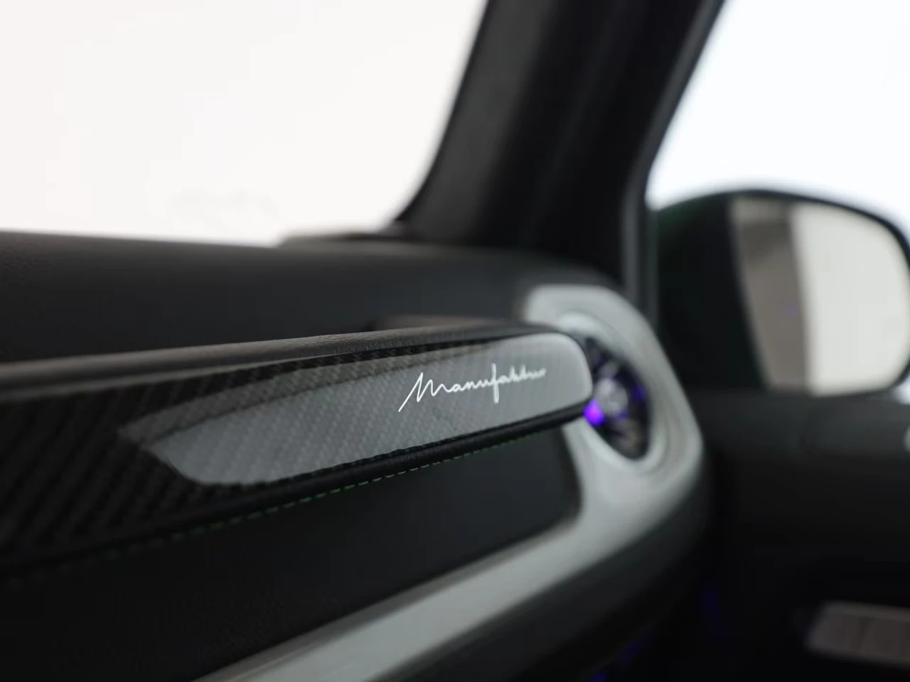 Mercedes-Benz G 63 AMG 4-MATIC MAGNO GREEN-HELL NIGHT CARBON, снимка 12 - Автомобили и джипове - 54671231