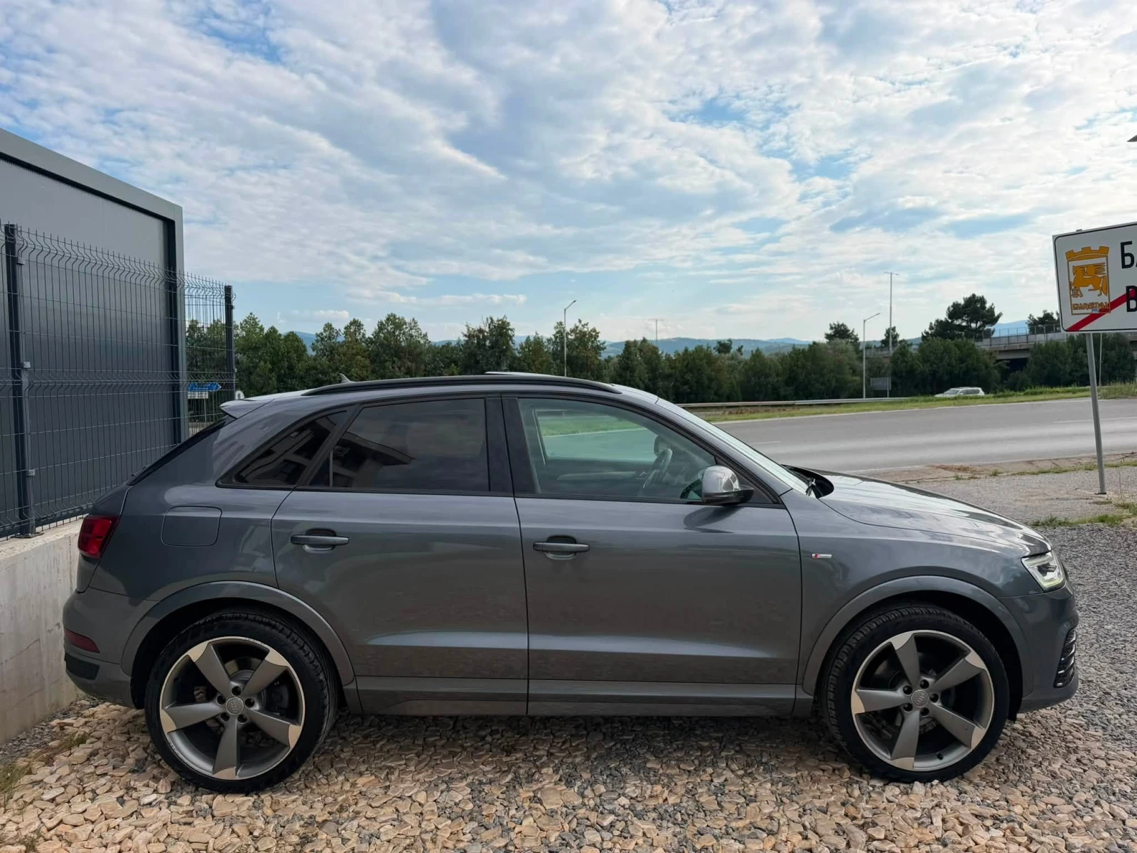 Audi Q3 2.0TDI/150/Quattro/FACELIFT/S-LINE PLUS/, снимка 4 - Автомобили и джипове - 55210718