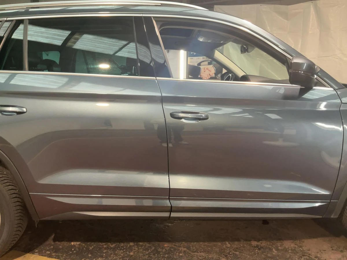 Skoda Kodiaq 2.0 TDI Laurin & Klement 4x4, снимка 6 - Автомобили и джипове - 55419857