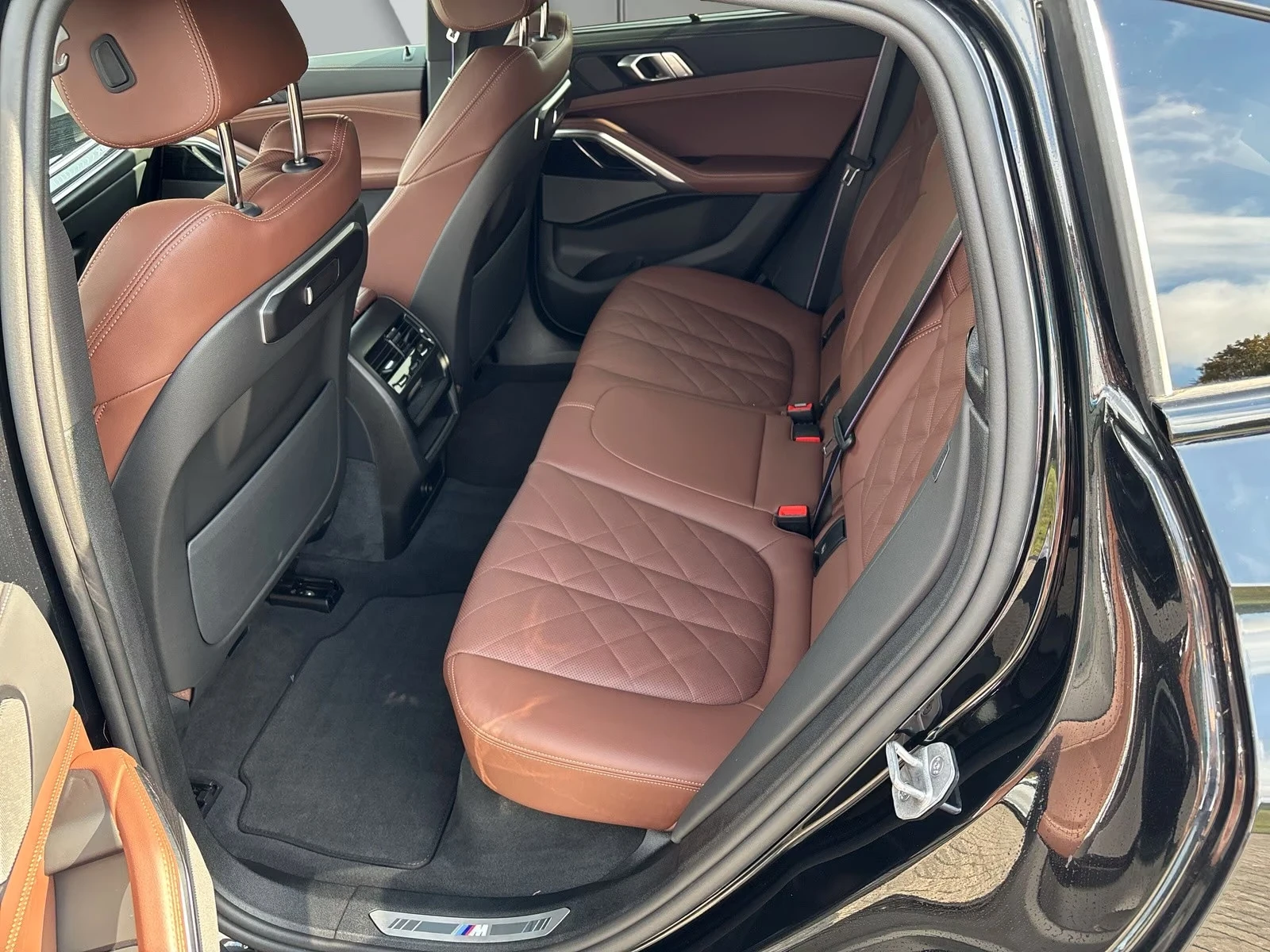 BMW X6 30d/xDrive/M-SPORT PRO/ICONIC GLOW/SHADOW/AIR/PANO | Mobile.bg � ����������� 12