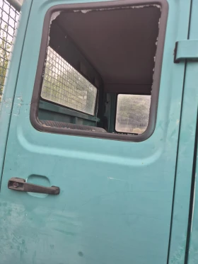 Mercedes-Benz 208, снимка 11