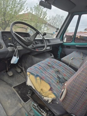 Mercedes-Benz 208, снимка 4