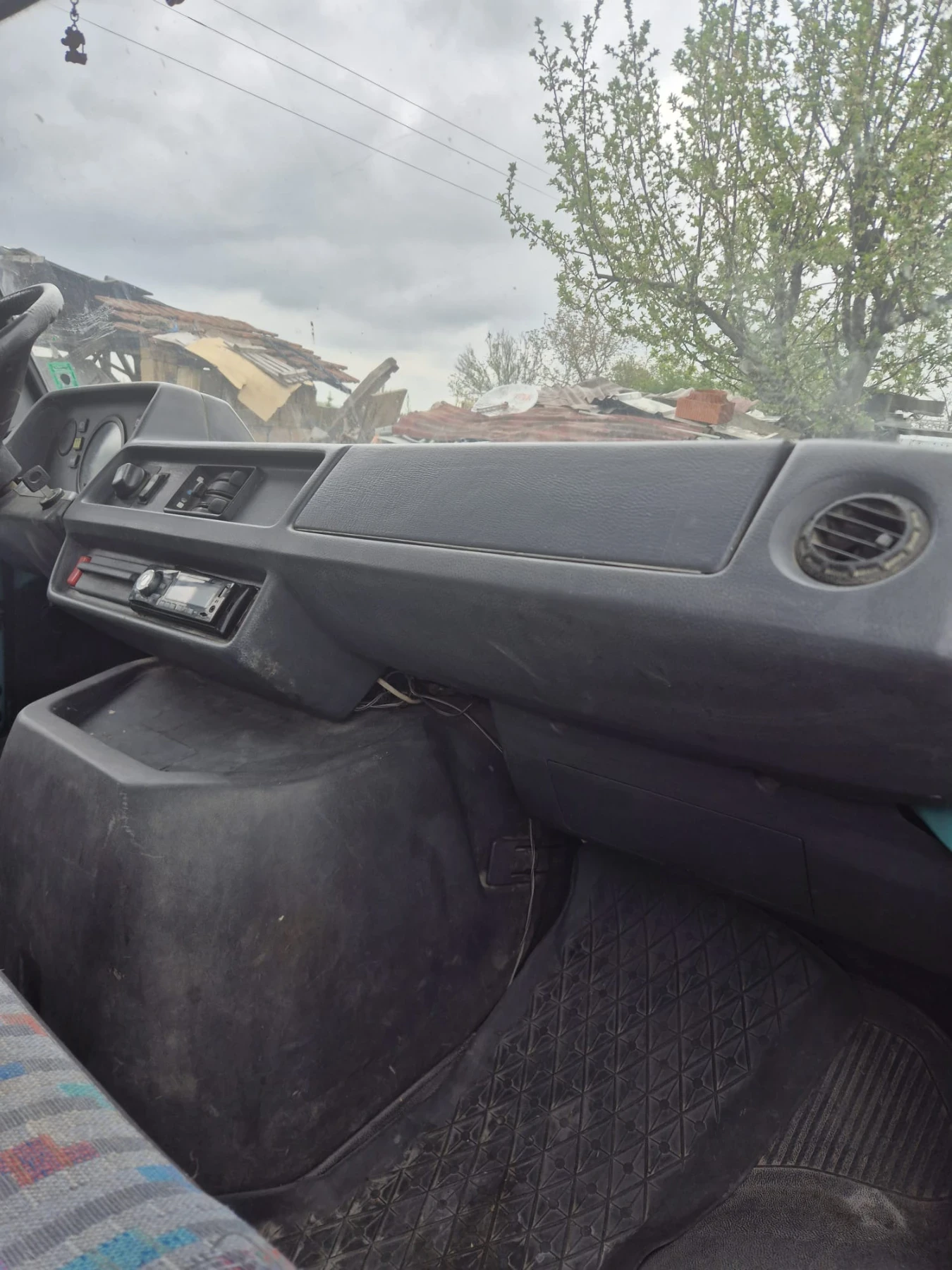 Mercedes-Benz 208 | Mobile.bg � ����������� 5