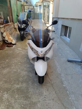     Suzuki Burgman 200 i 