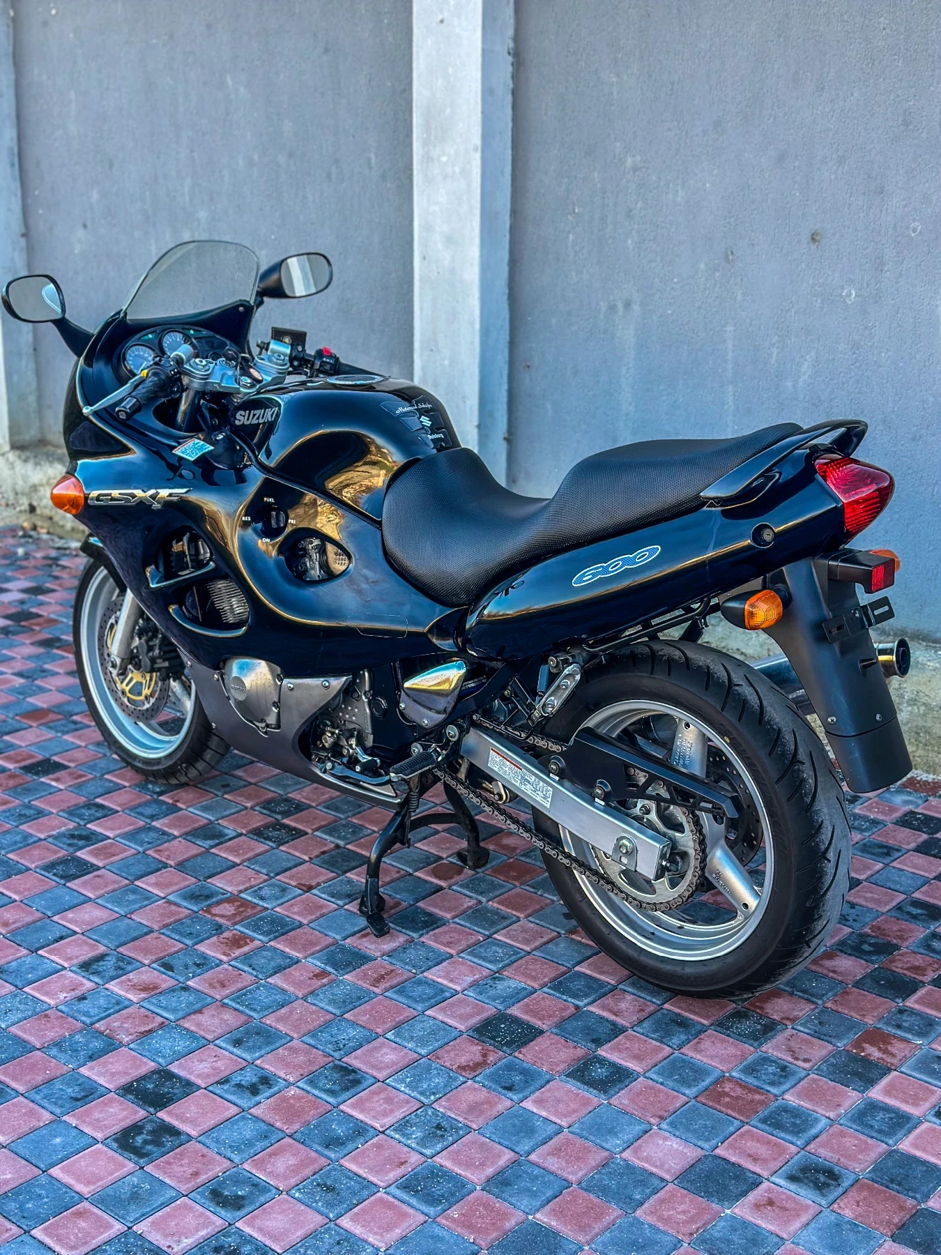 Suzuki Gsx 600F - изображение 3