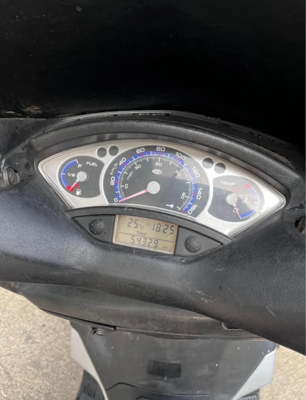 Yamaha X-max  - изображение 9