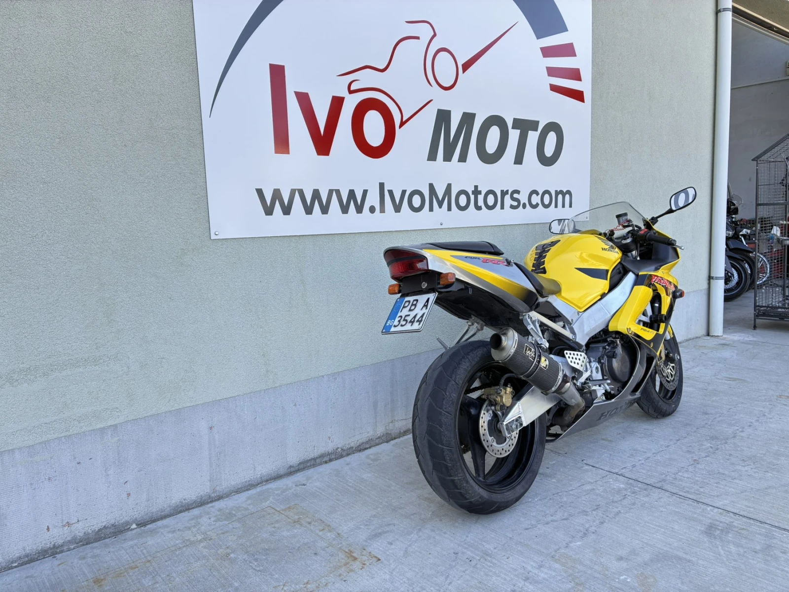 Honda Cbr 900 RR-ЛИЗИНГ!, снимка 4 - Мотоциклети и мототехника - 55768585