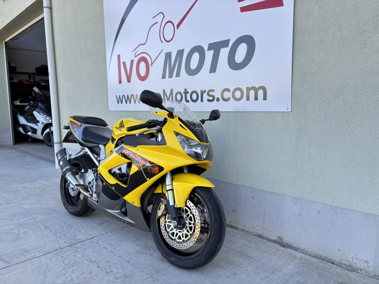 Honda Cbr 900 RR-ЛИЗИНГ!, снимка 3 - Мотоциклети и мототехника - 55768585