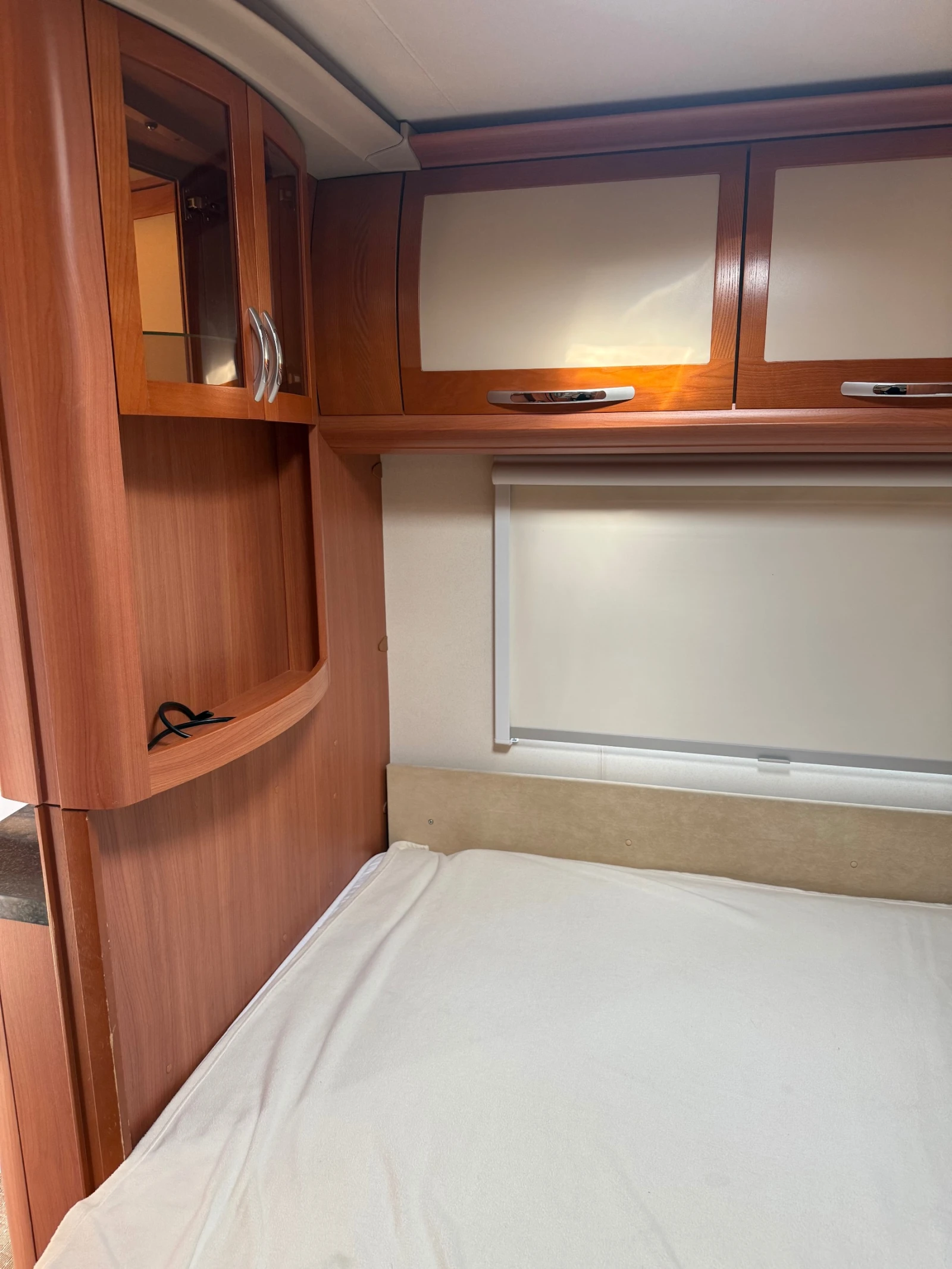 Каравана Hobby Prestige 560 UFE, снимка 16 - Каравани и кемпери - 54058837