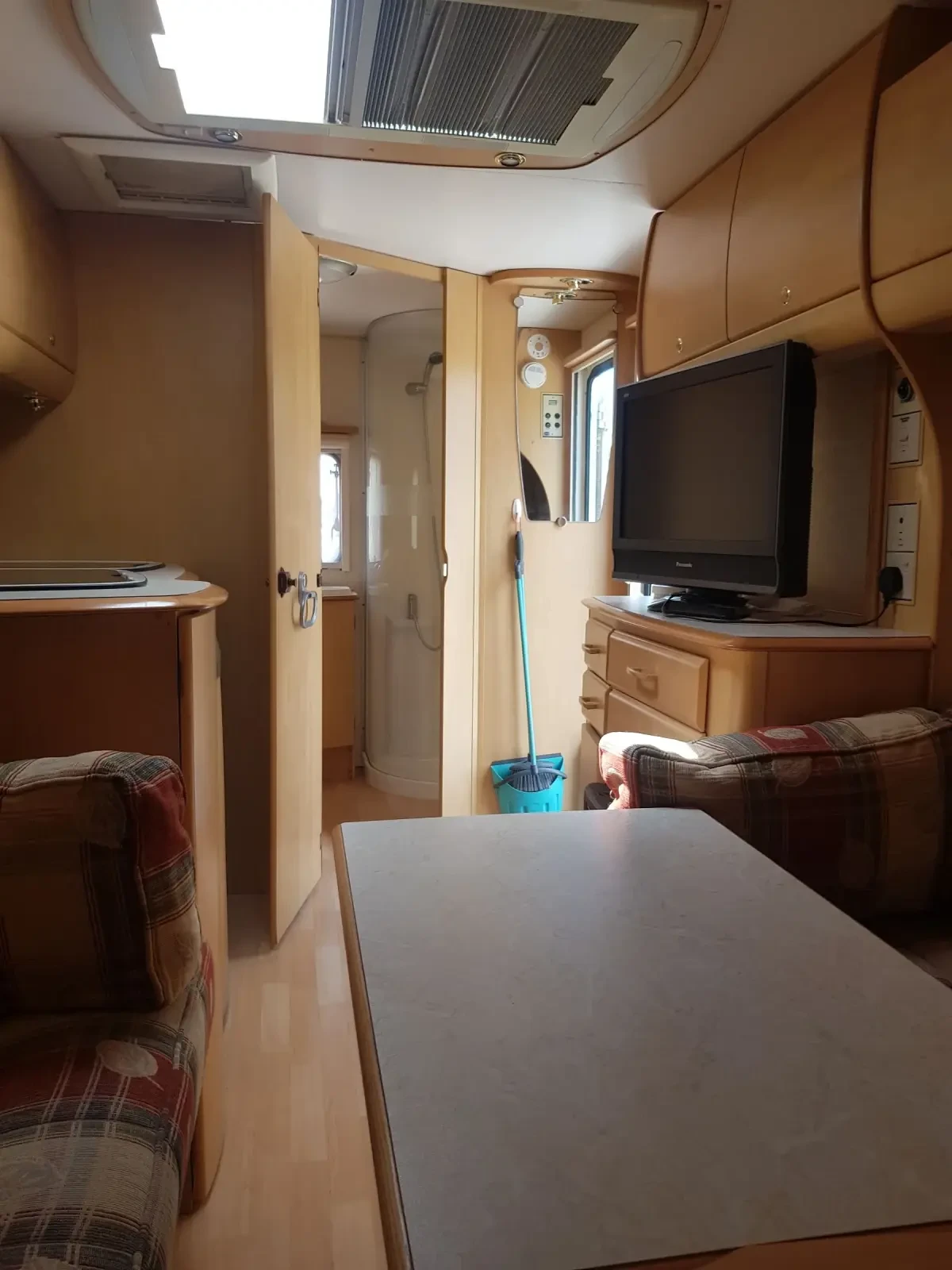 Каравана Bailey Pageant , снимка 14 - Каравани и кемпери - 54527645