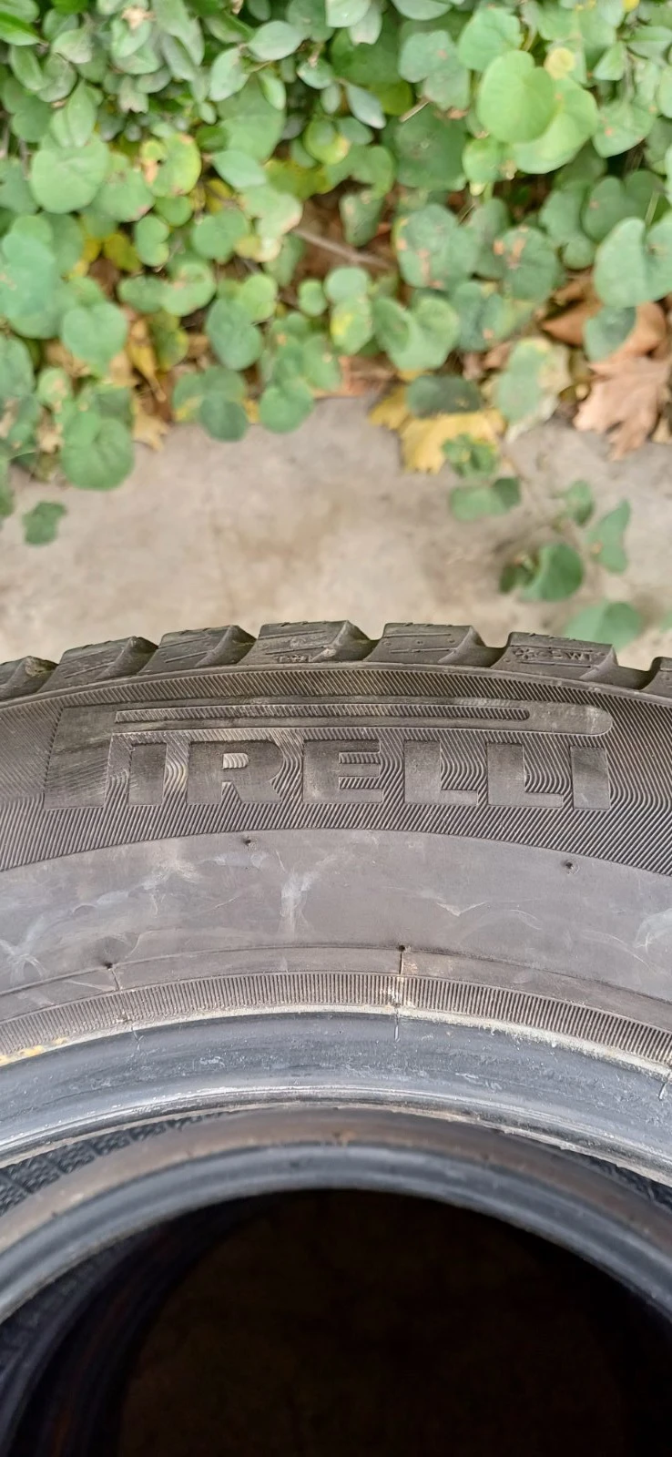 Гуми Зимни 205/60R16, снимка 7 - Гуми и джанти - 52129374