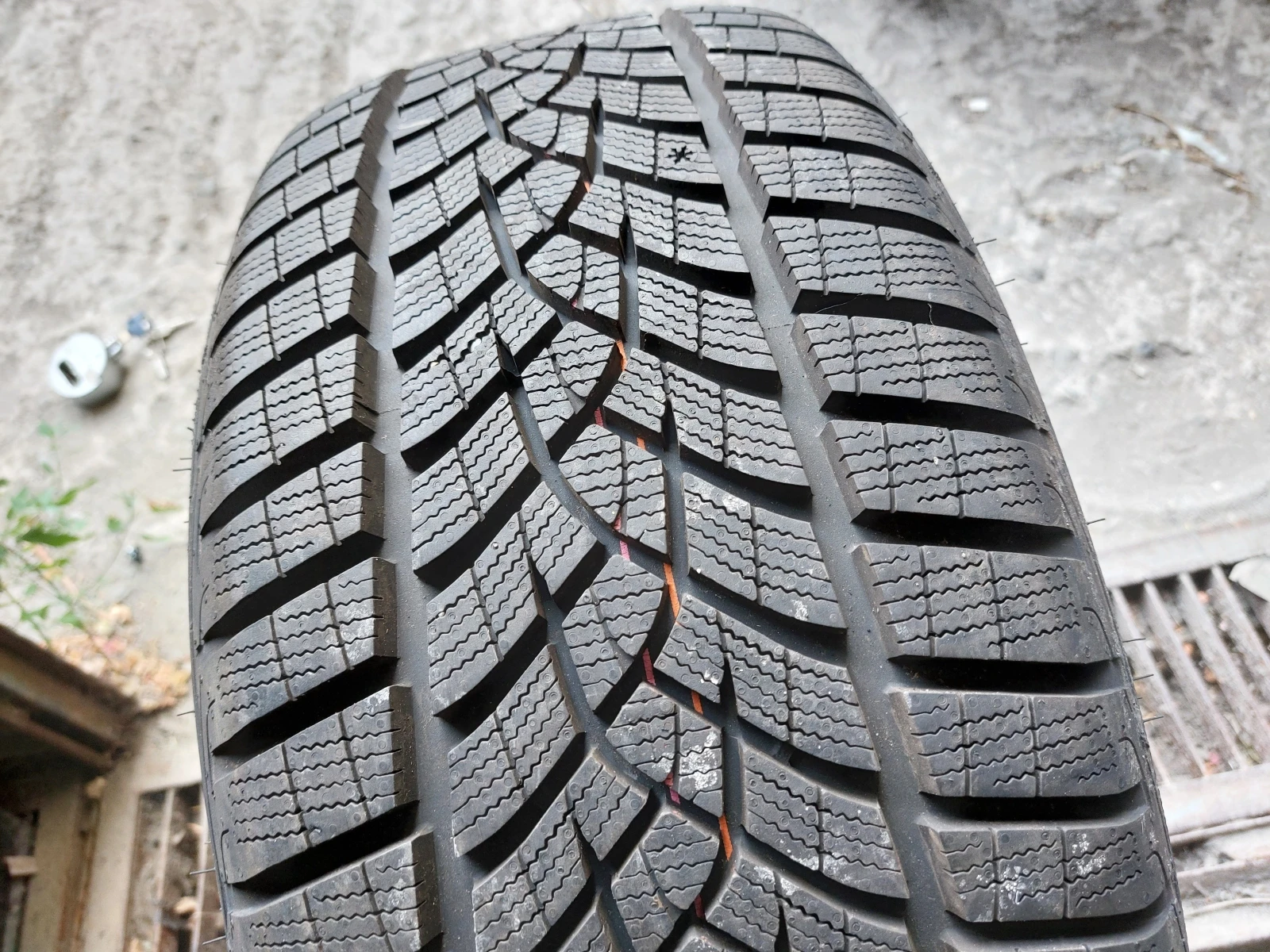 ���� 245/45R18 | Mobile.bg � ����������� 2