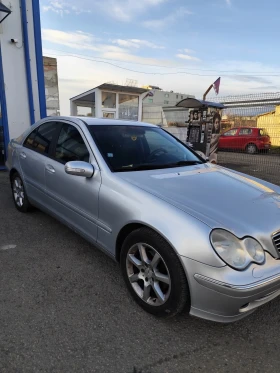 Mercedes-Benz 220 CDI, снимка 1