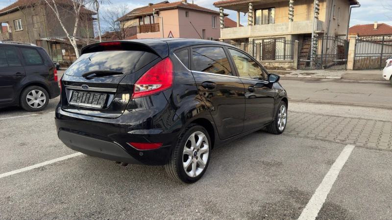 Ford Fiesta 1.6 бензин, снимка 7 - Автомобили и джипове - 43670765