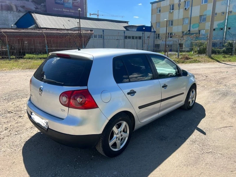 VW Golf 5 1.9TDI, снимка 4 - Автомобили и джипове - 46900669