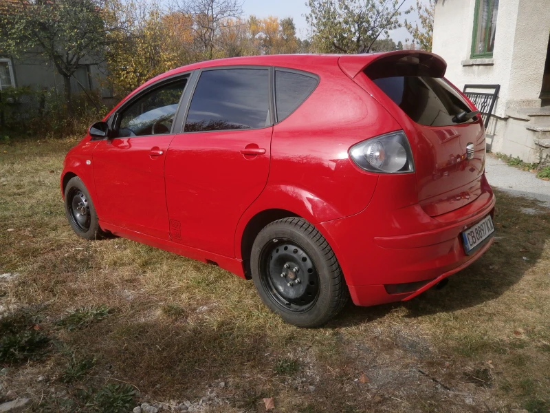 Seat Altea 2.0 TDI Автоматик, снимка 3 - Автомобили и джипове - 47934949