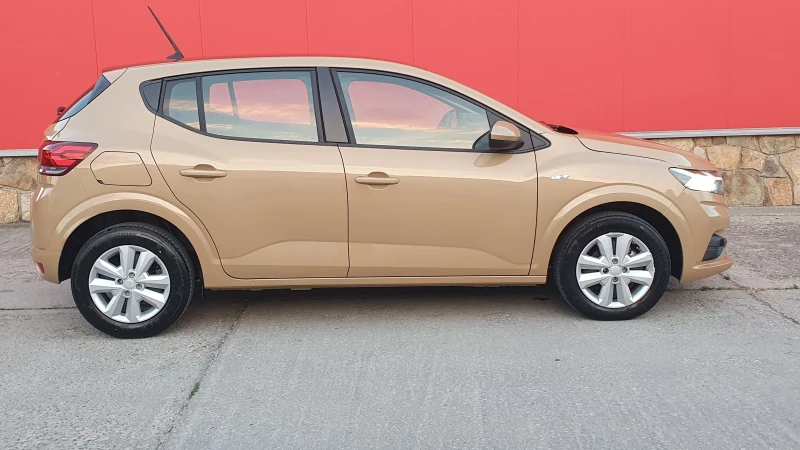 Dacia Sandero 1.0i* 39000км.* , снимка 4 - Автомобили и джипове - 51860847