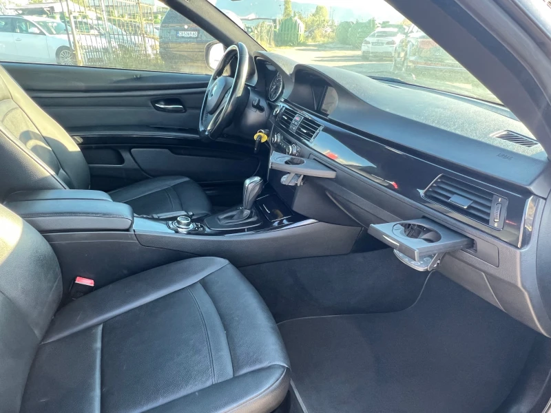 BMW 320, снимка 17 - Автомобили и джипове - 52011753