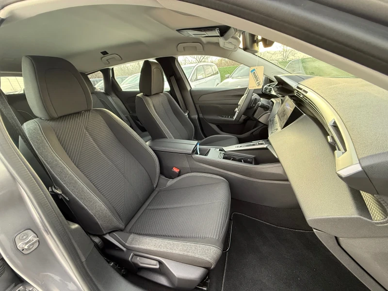 Peugeot 308 1.5 BlueHDI* 4, 500km* , снимка 13 - Автомобили и джипове - 52558782