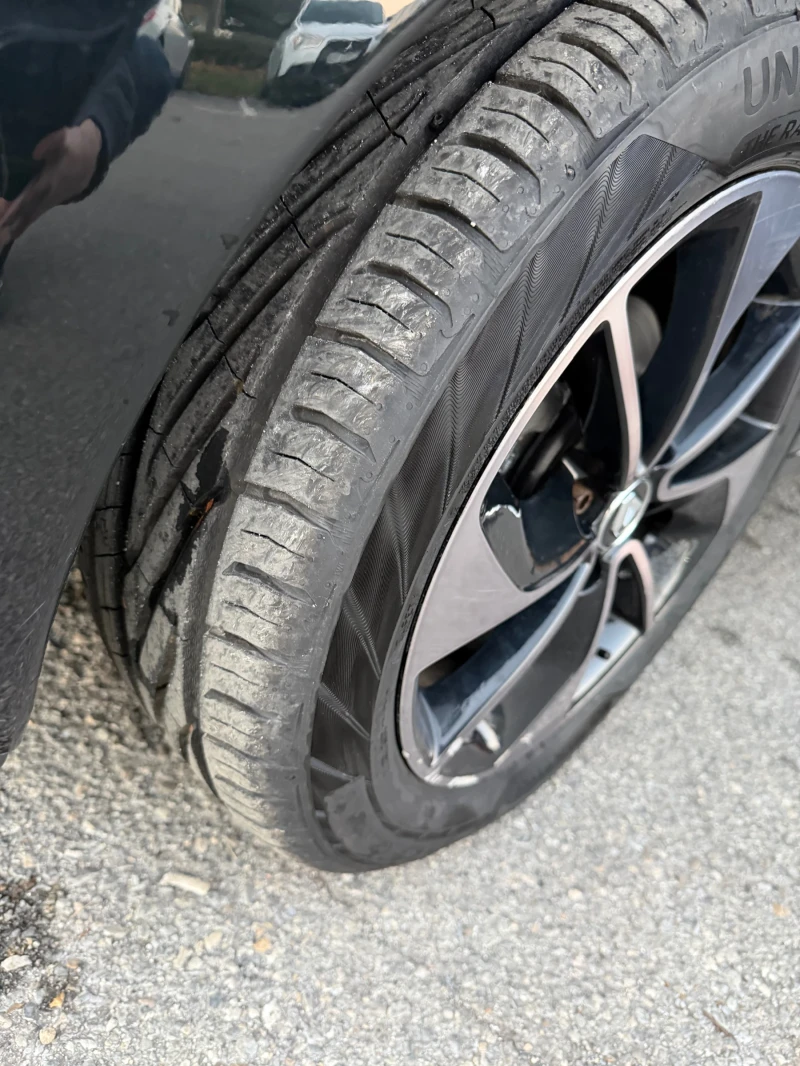 Renault Zoe 41kwh Bose Камера Парктроник Кожа Подгрев , снимка 17 - Автомобили и джипове - 52828740