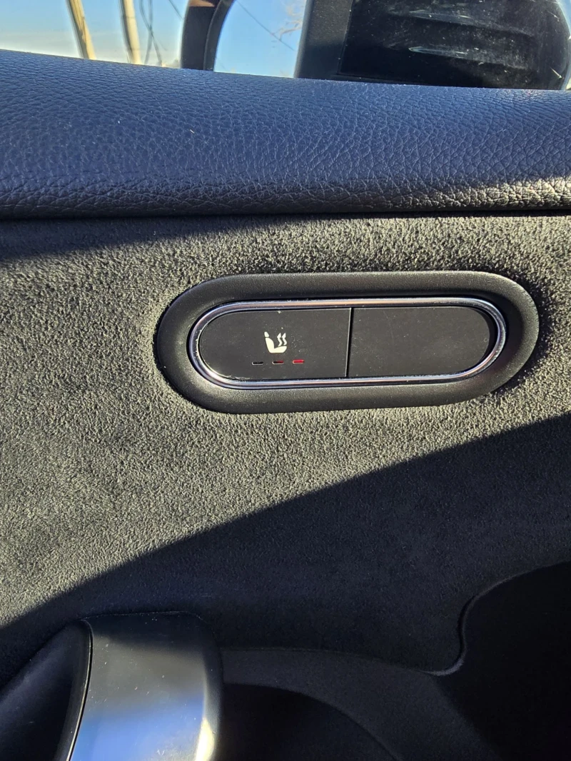 Mercedes-Benz A 220 AMG/PANO/CAMERA, снимка 17 - Автомобили и джипове - 53100721