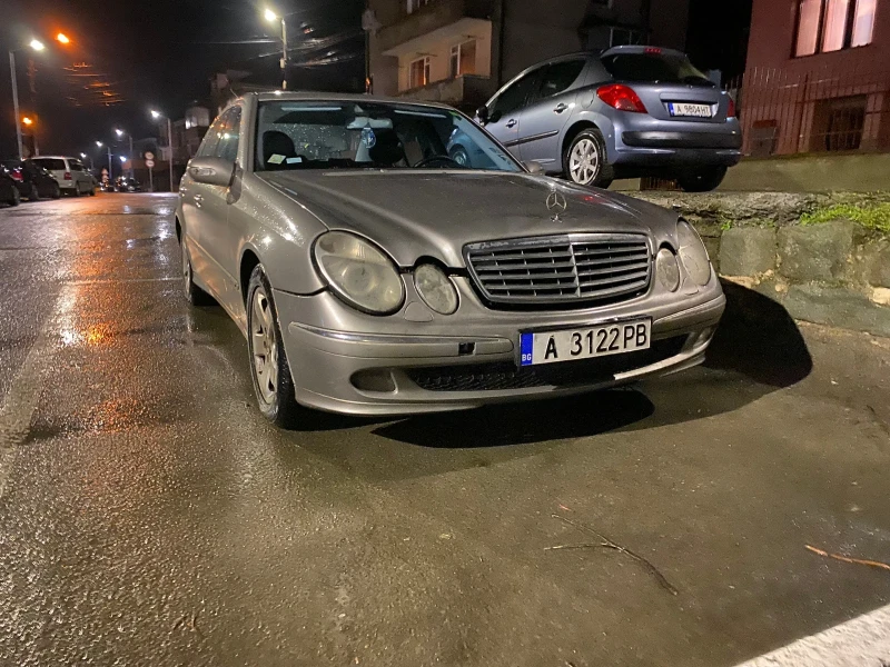 Mercedes-Benz E 320 3.2