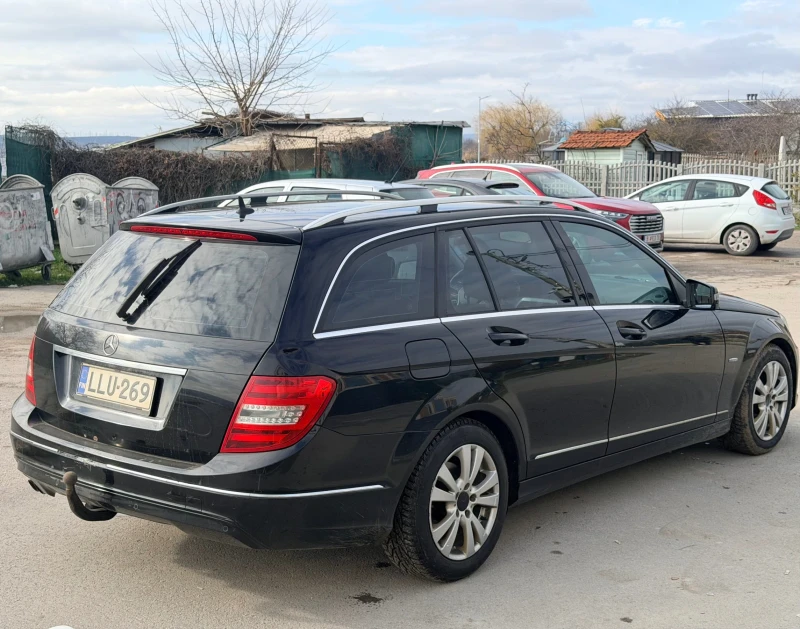 Mercedes-Benz C 200, снимка 3 - Автомобили и джипове - 53394328