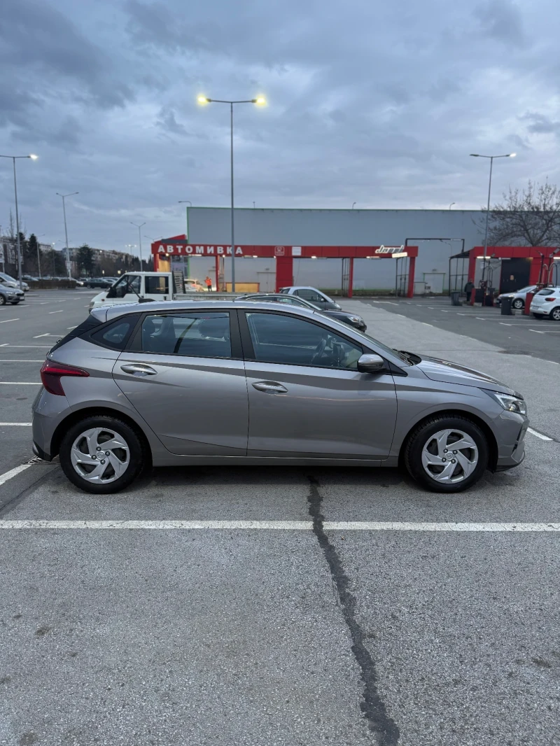 Hyundai I20, снимка 4 - Автомобили и джипове - 53575561