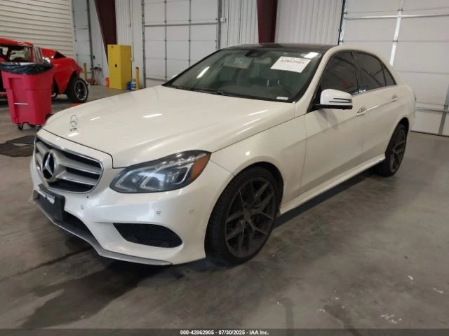 Mercedes-Benz E 500 AMG* PACK* 4MATIC* HARMON* KARDON* КАМЕРА* КЕЙЛЕС* - изображение 2