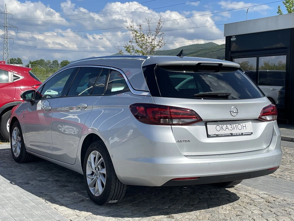 Opel Astra Combi - изображение 6