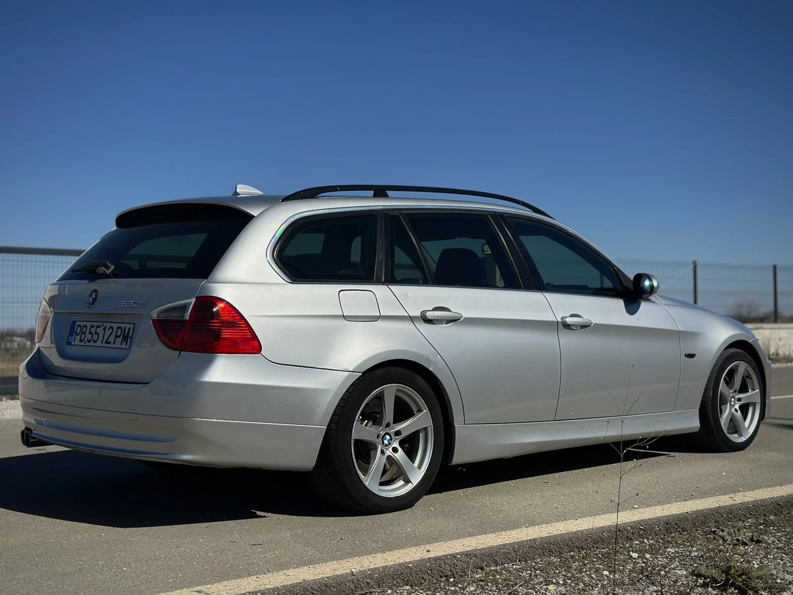 BMW 330  - изображение 4
