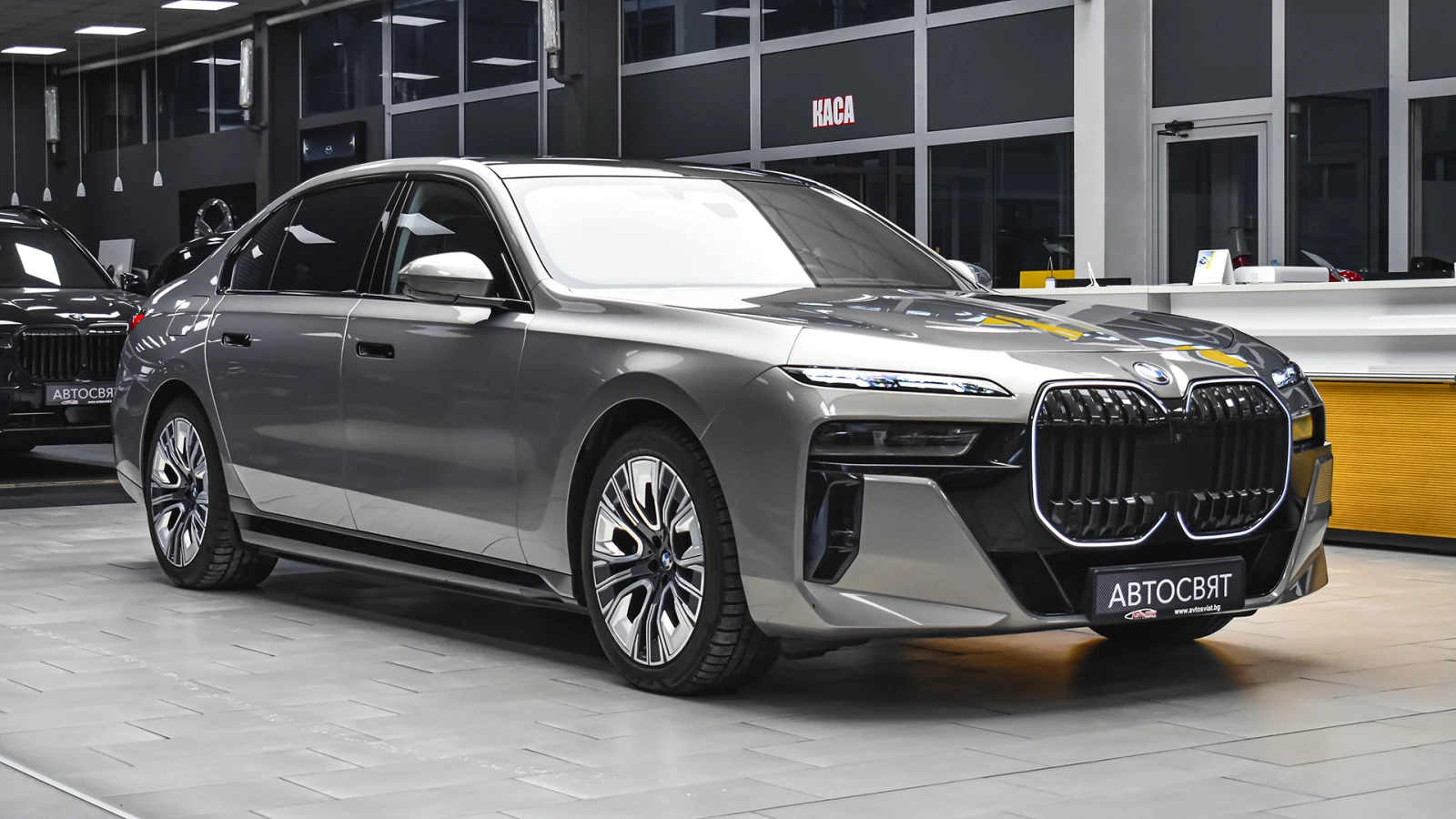 BMW 750 e xDrive M Sport Plug-in Hybrid Sportautomatic - изображение 5