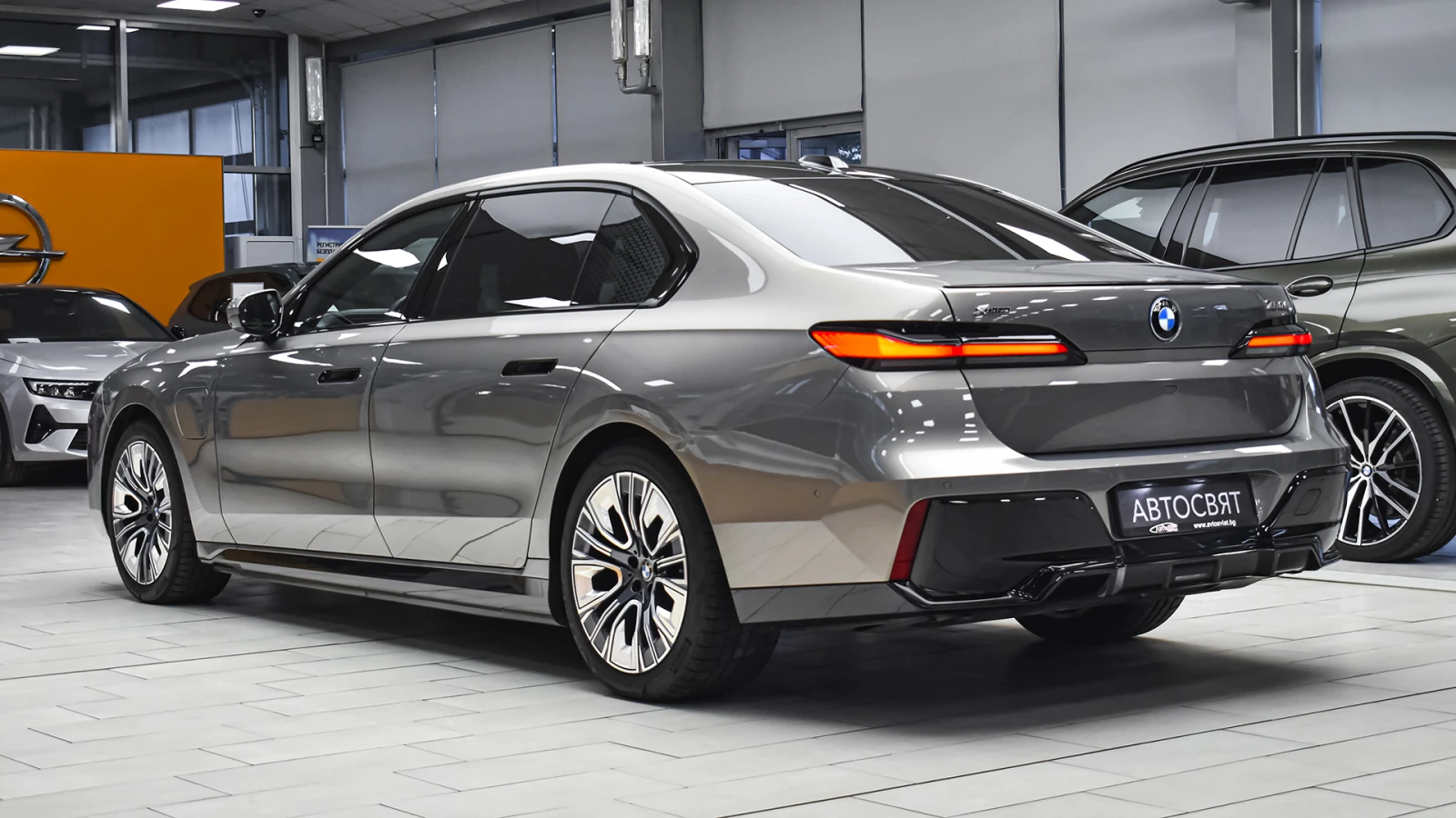BMW 750 e xDrive M Sport Plug-in Hybrid Sportautomatic - изображение 7