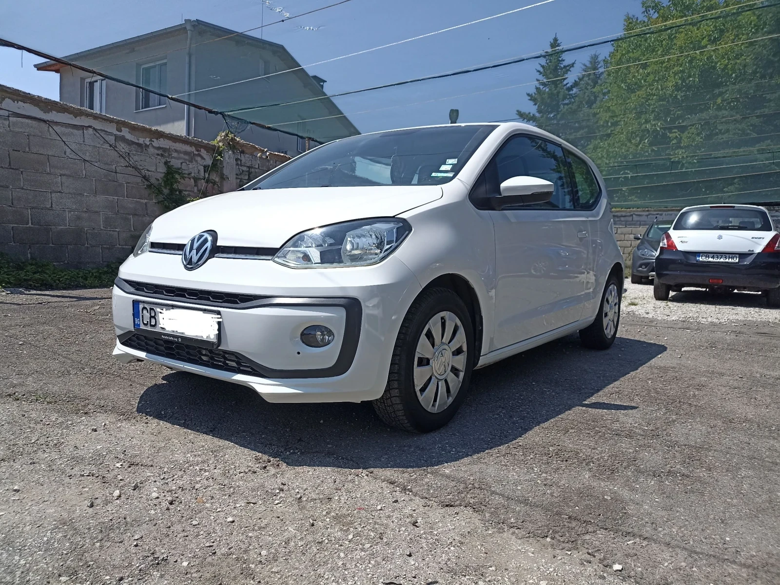 VW Up 1.0i Euro 6b  - изображение 2