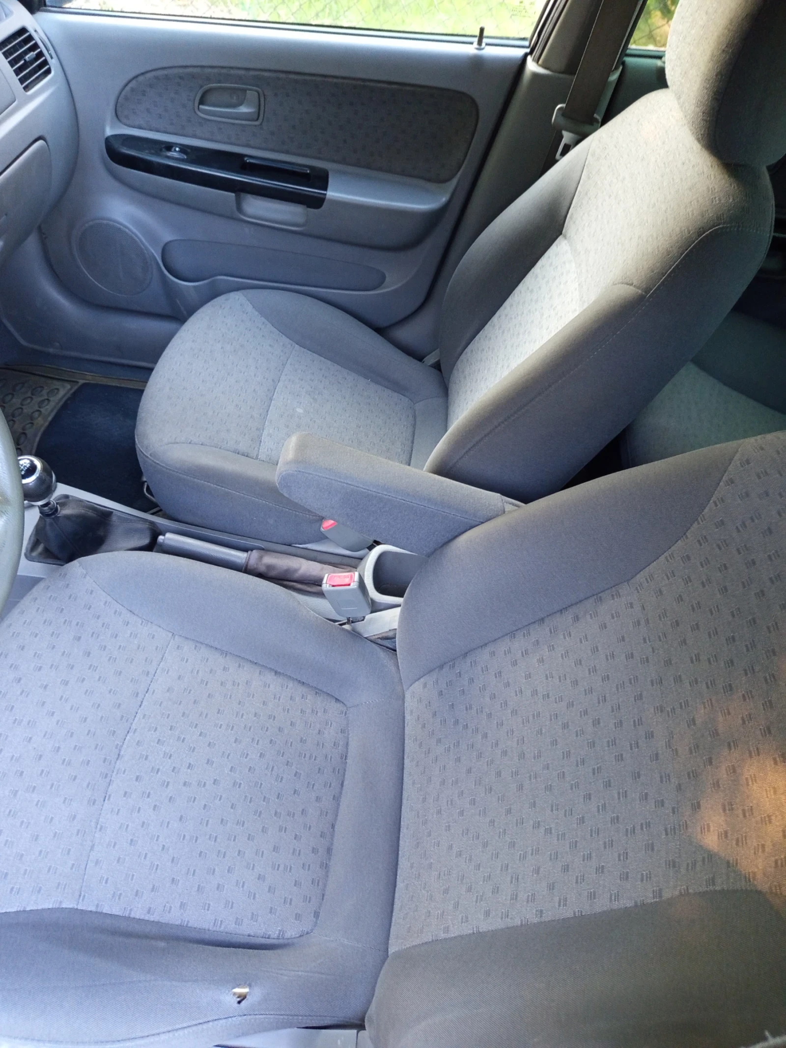 Kia Rio 1.5 97к.с - изображение 8
