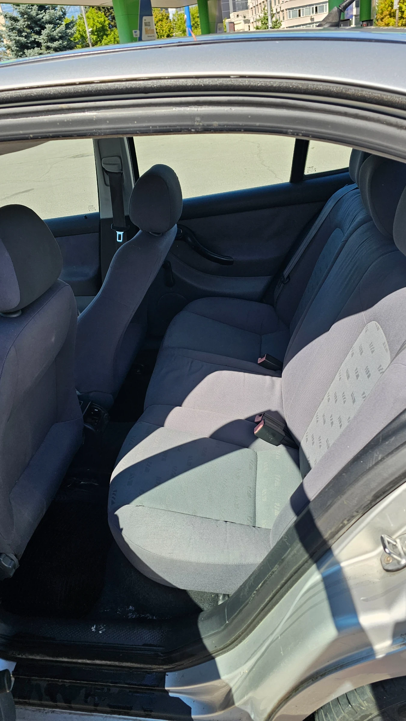 Seat Leon 1.9TDi - изображение 8