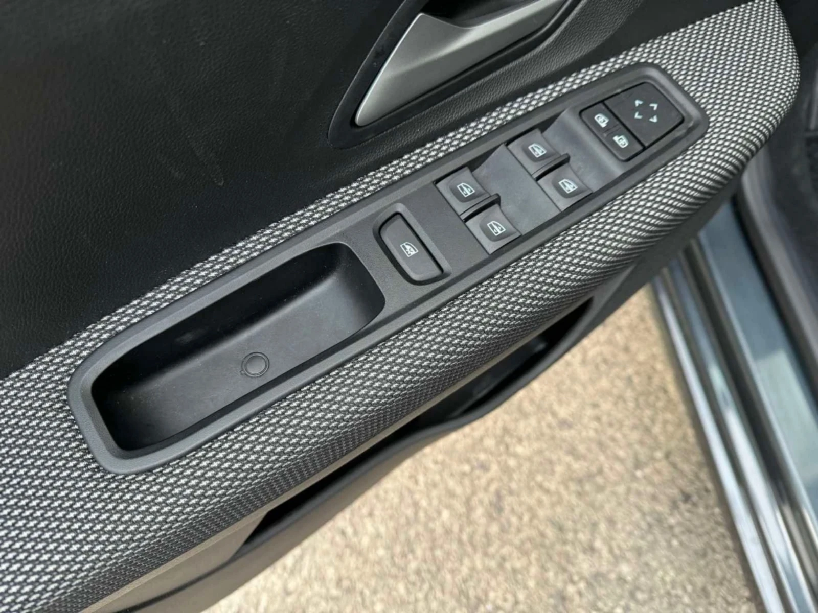 Dacia Sandero 1.0i* 39000.*  | Mobile.bg   17