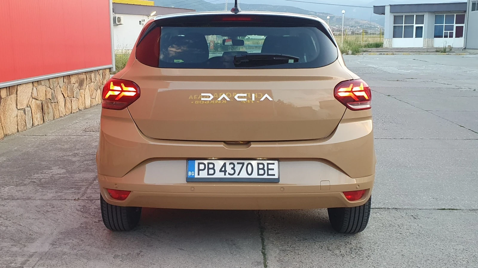 Dacia Sandero 1.0i* 39000км.*  - изображение 6