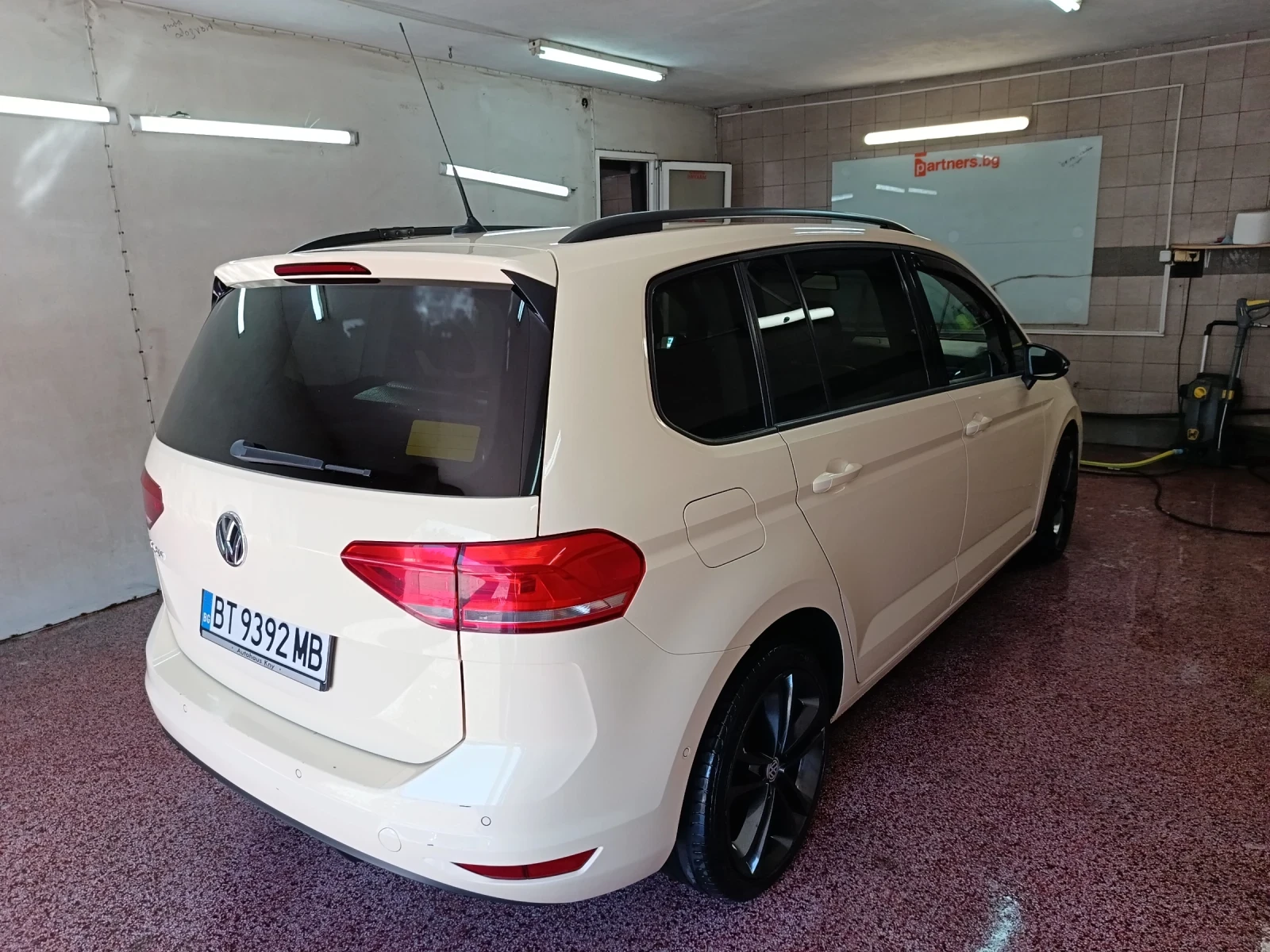 VW Touran  - изображение 7