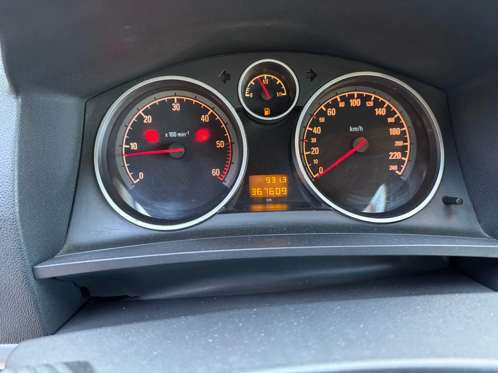 Opel Zafira 1.9 cdti - изображение 9