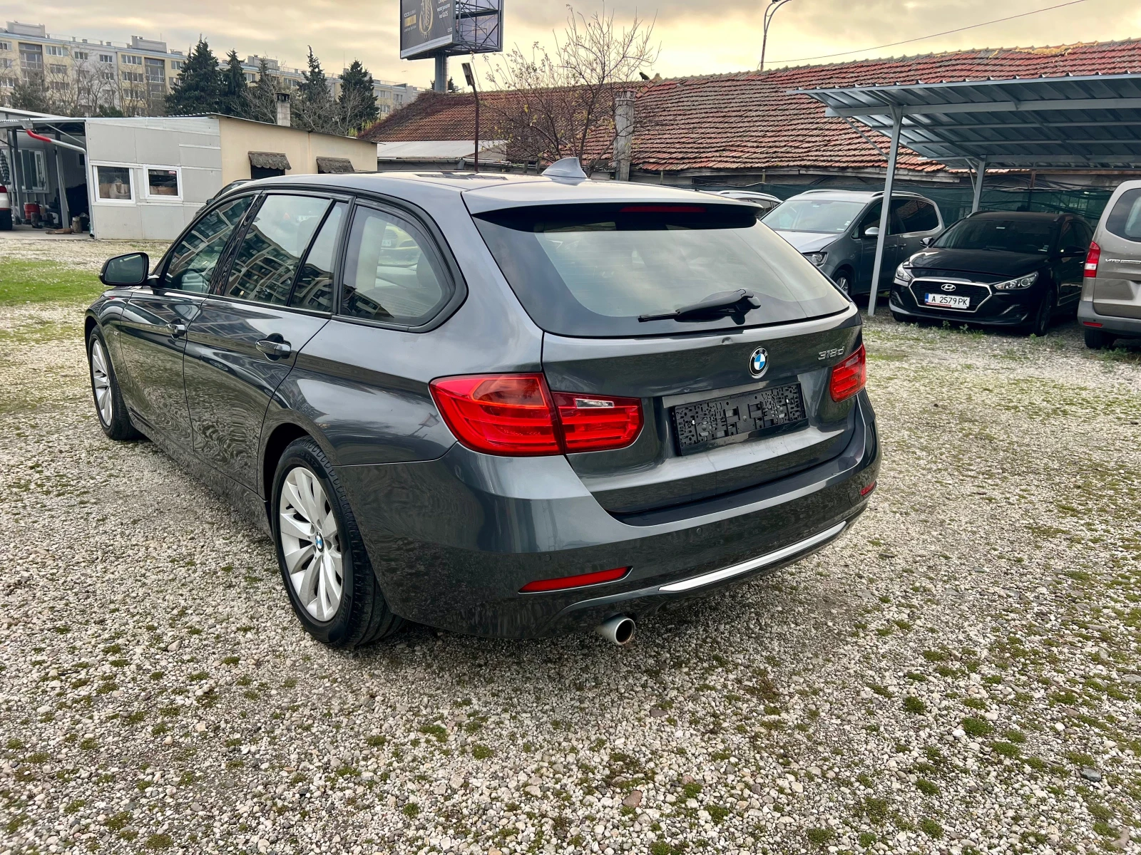 BMW 318 D-AUTOM.NAVI-FACE - изображение 5